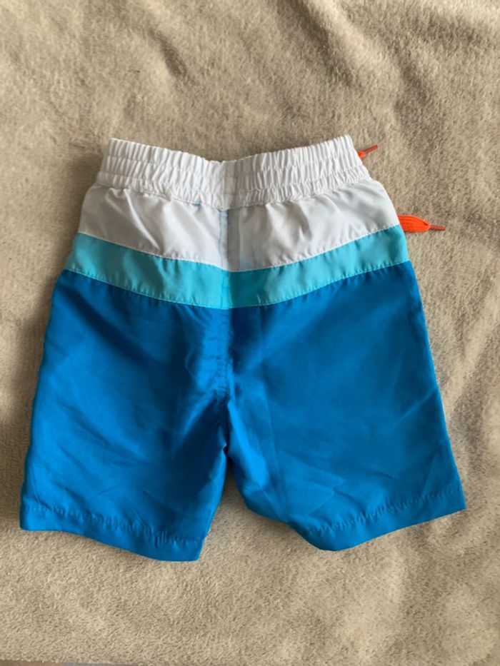 Short t92 - photo numéro 2