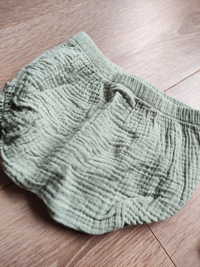Short gaufré vert pistache - photo numéro 4