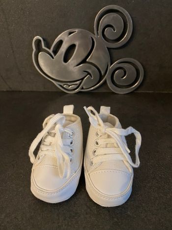 Chaussure bébé 0-3 mois