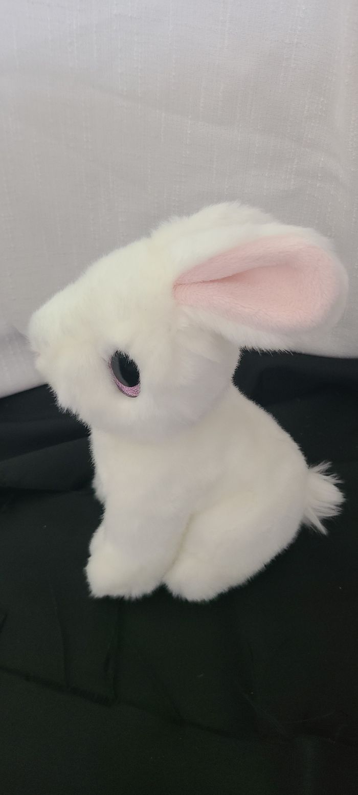Peluche lapin blanc et rose