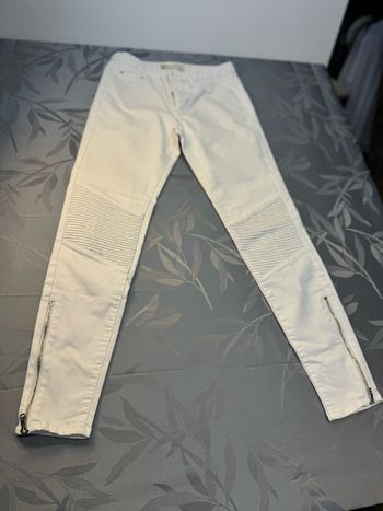 Jean femme Zara t 38