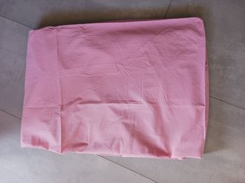 drap housse rose foncé de 80 cm 100% coton
