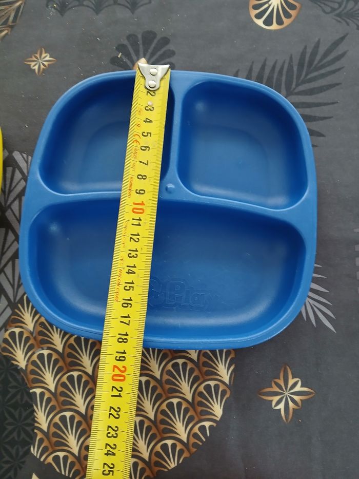 Lot 2 assiettes à compartiments pour bébé ou enfant - photo numéro 2