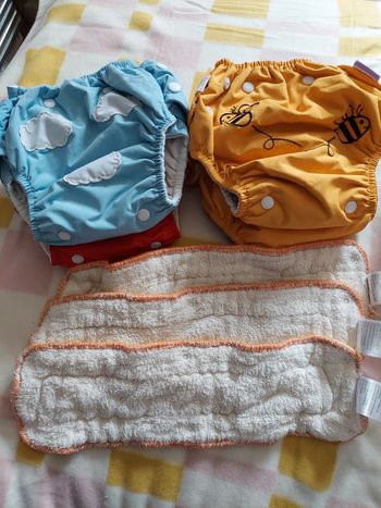 Lot de 4 couches avec insert + 3 inserts supplementaires
