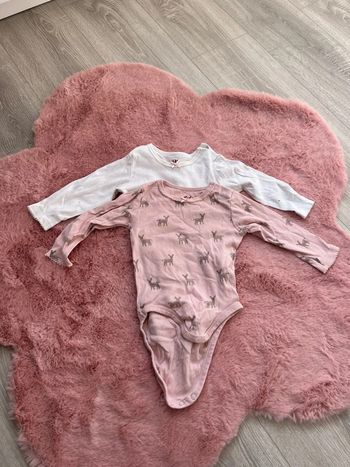 Lot 2 bodies H&M cotons bébé 4-6 mois