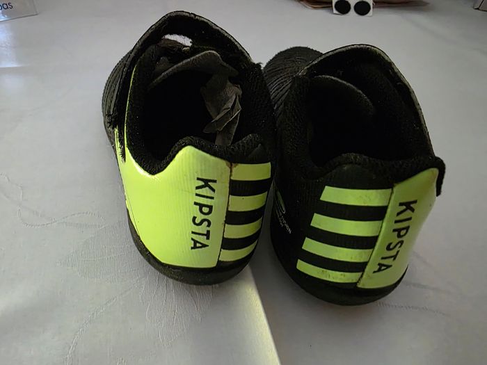 Chaussures de foot, pointure 33