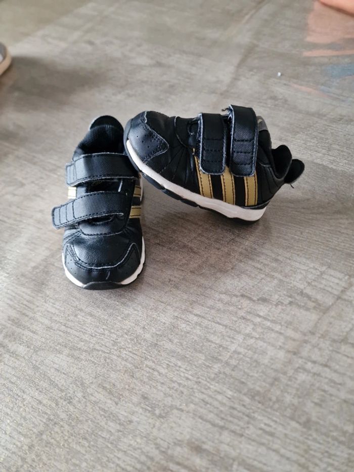 Jolies baskets Adidas - photo numéro 3