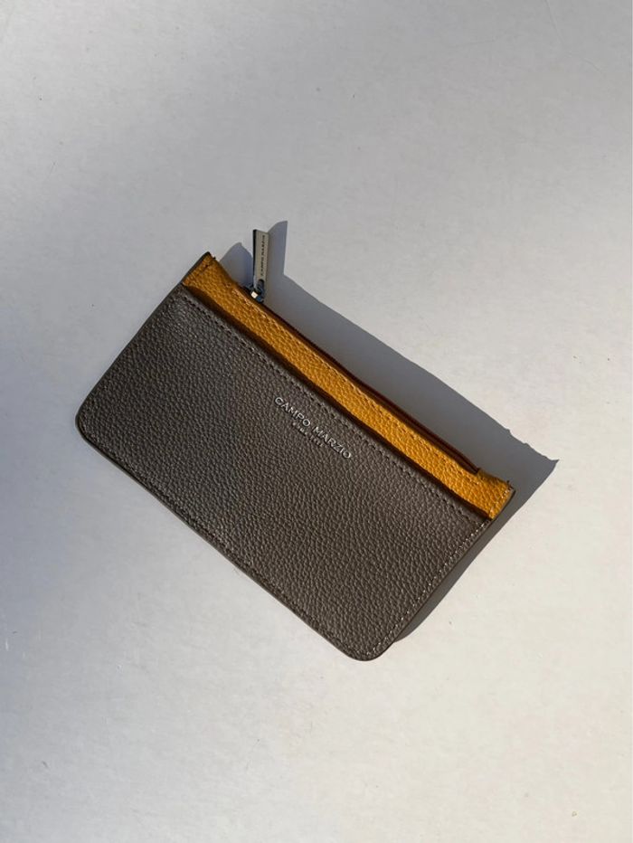 Porte-monnaie carte discret en cuir - marron et jaune