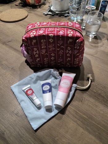 Trio polar et trousse de toilette