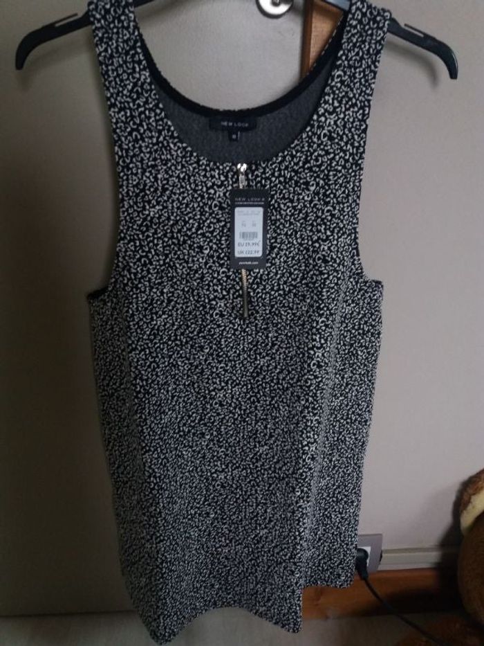 Robe noir et blanc à motif animal
