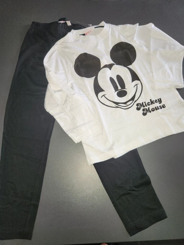 Pyjama 2 pièces Mickey