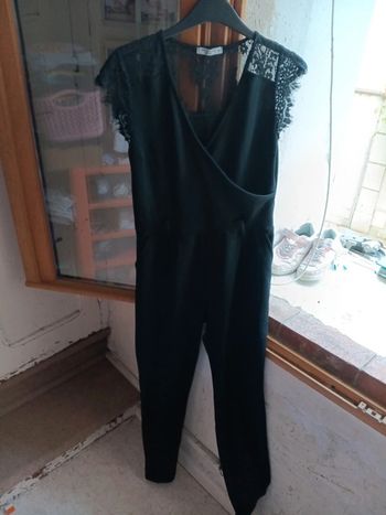 Combi pantalon slim et dentelle au dos t.36 sans ceinture