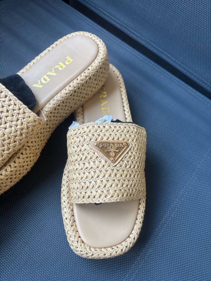 Sandales Prada - photo numéro 2