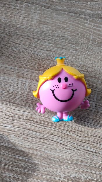 Figurine madame princesse mcdonalds.