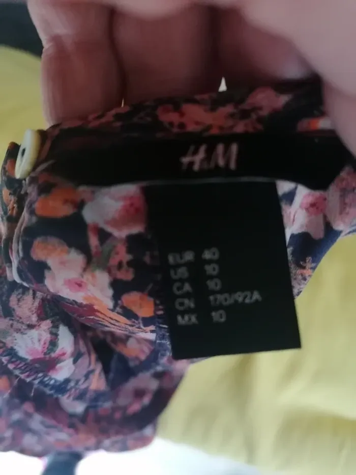 Blouse manches courtes H&M 40 - photo numéro 4