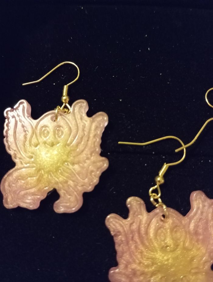 Lot de boucles d'oreilles en résine - photo numéro 2