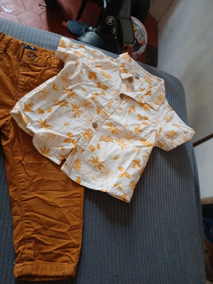 Deux pantalons et une chemise manche courte - photo numéro 4