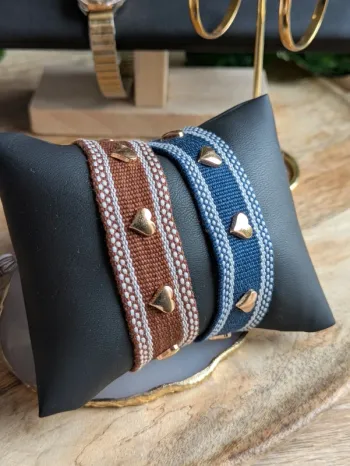 Bracelet tissé cœur tendance