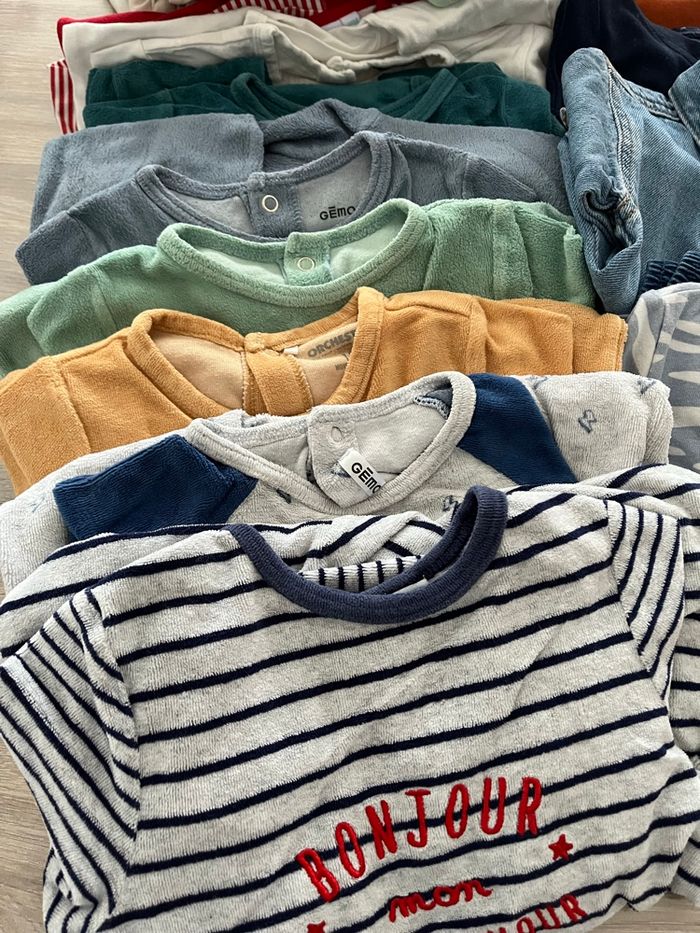 Lot vêtements garçon 18 mois - photo numéro 3