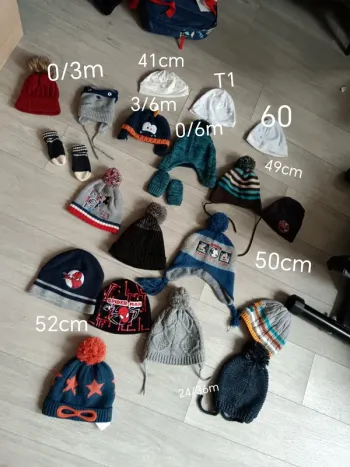 Bonnet différente