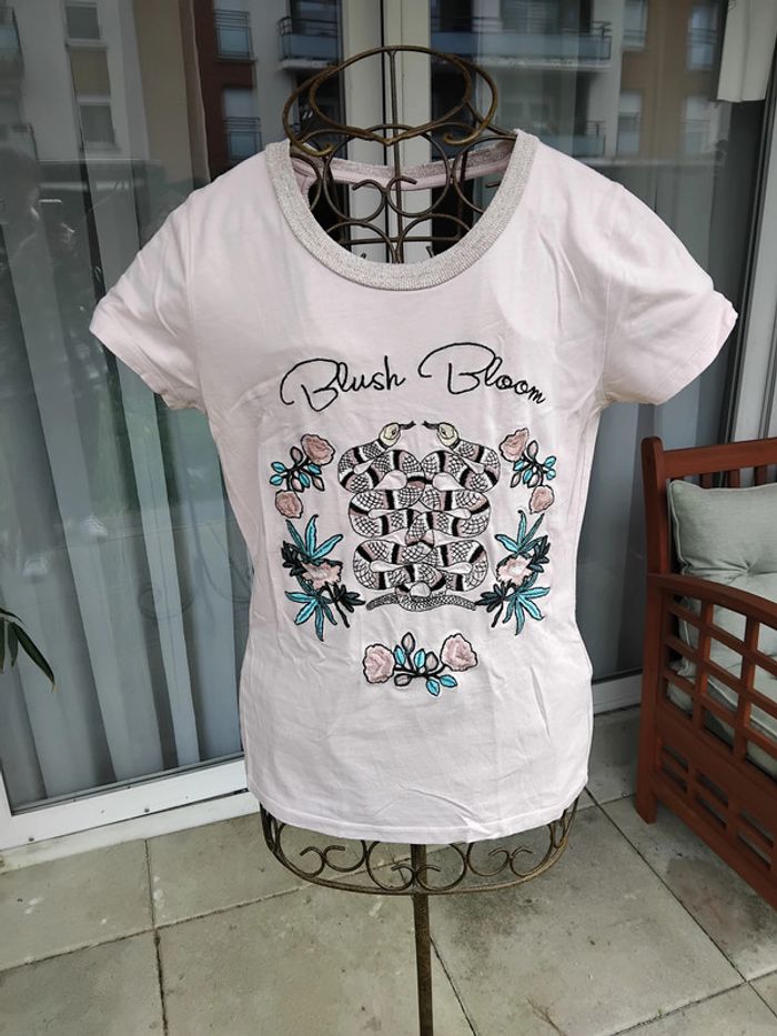 T-shirt dos nu