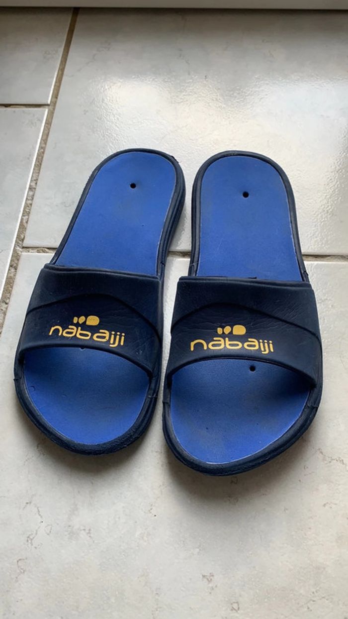 Sandales de piscine pointure 33-34