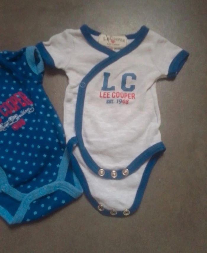 Lot 3 Bodies lee cooper 0.50€ unité - photo numéro 3
