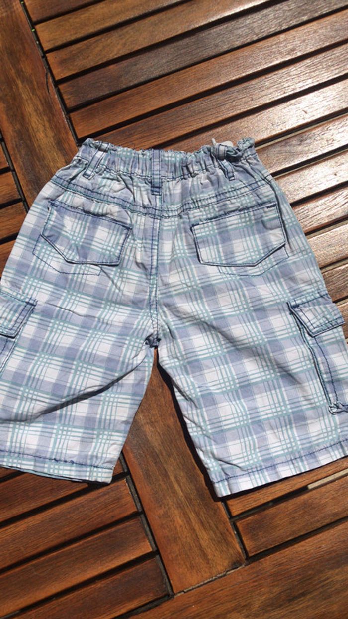 Lot de 3 shorts/ bermudas 18 mois - photo numéro 10