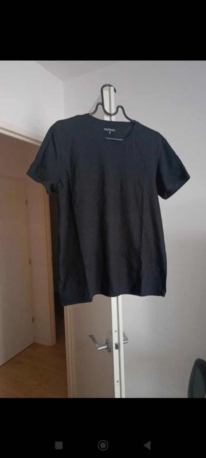 Tee-shirt Homme Taille M en très bon état marque IneXtenso