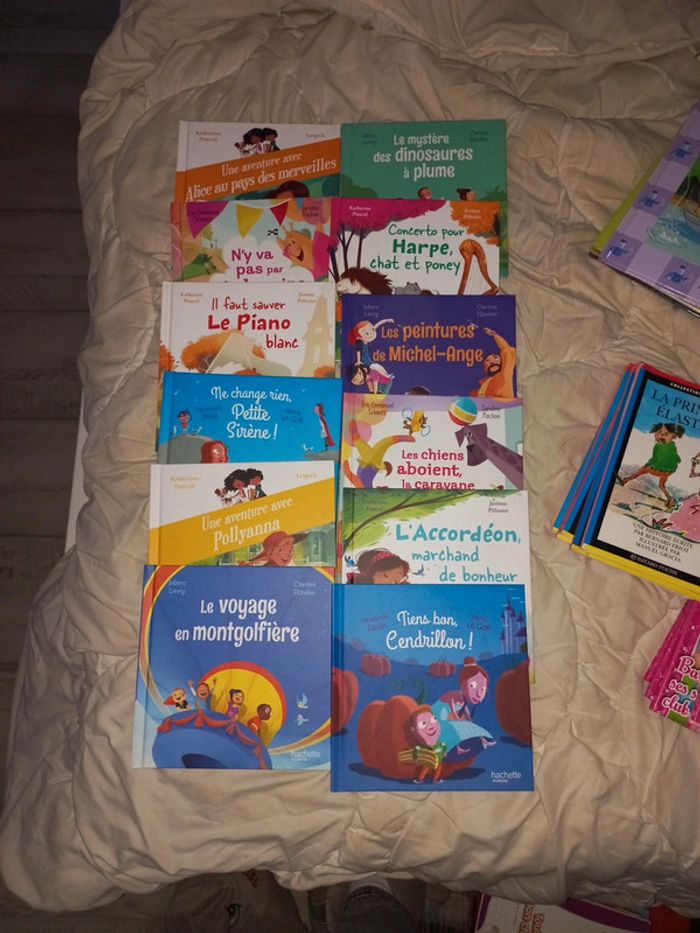 Lot 12 livres McDonald's