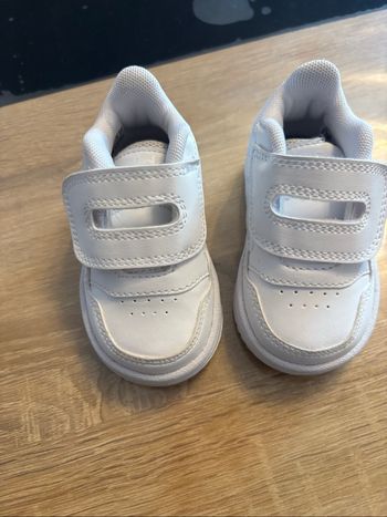 Chaussure adidas