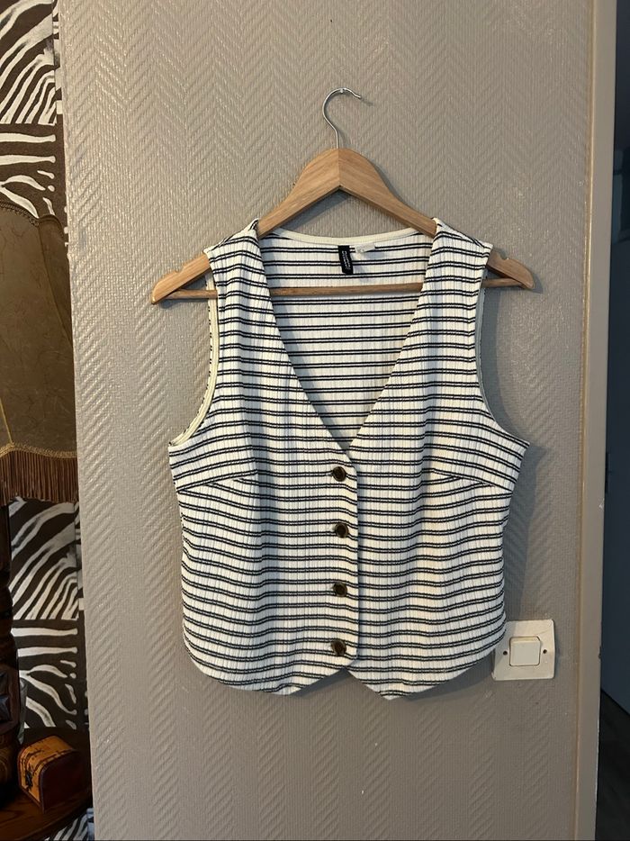Gilet sans manches ou boléro - photo numéro 2