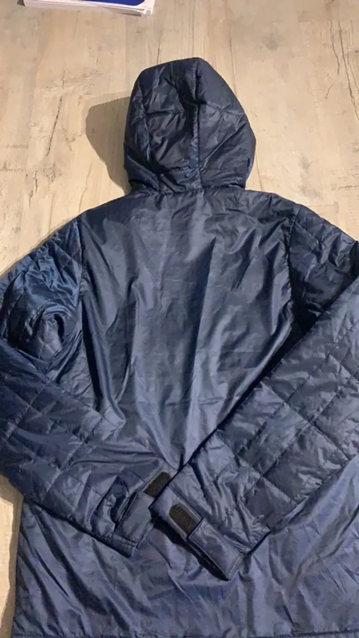 Veste Nike taille S - photo numéro 3