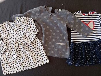 Lot 3 robes 9 mois