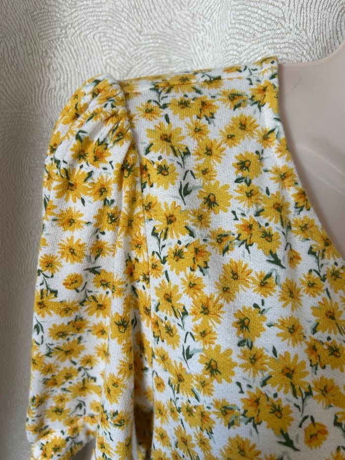 Magnifique robe fleurie jaune L Colin’s - photo numéro 3