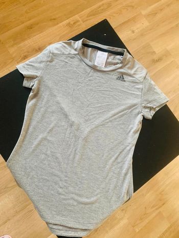 T shirt adidas
