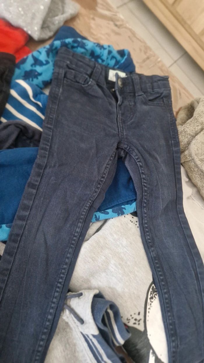 Gros vêtements garçon 2 3 ans - photo numéro 9