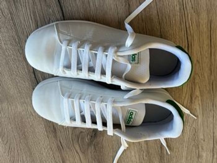 A vendre tennis Adidas - photo numéro 2