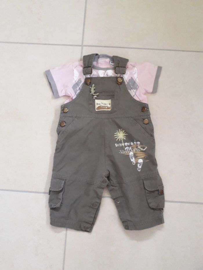 Lot salopette + t-shirt t 6 mois