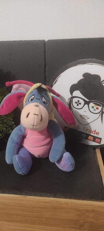 peluche Disney store bourriquet papillon butterfly eeyore easter 2000 Rose Jaune