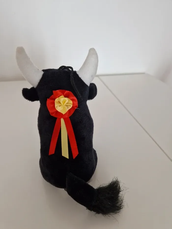 Peluche torro - photo numéro 3