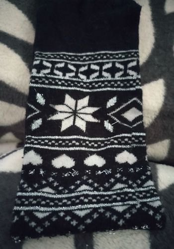 Collant jolies motifs avec fils argenté "Kiabi" 27/30 neuf