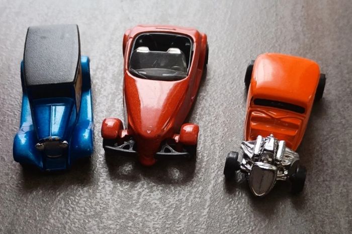 Lot 3 miniatures voitures anciennes - photo numéro 2