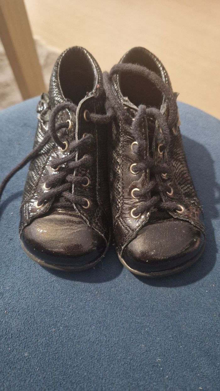 Lot de chaussures bébé - photo numéro 5