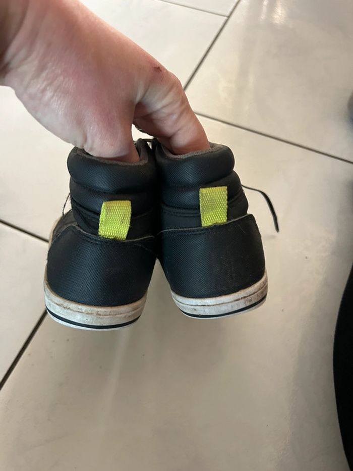 Chaussures noires - photo numéro 2