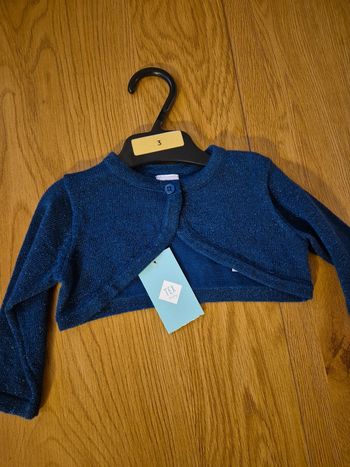 Boléro bleu pailleté neuf 3 mois tex