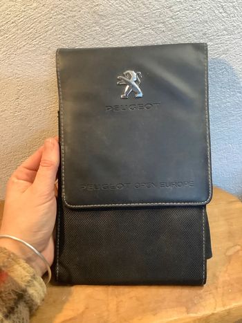 Pochette Peugeot