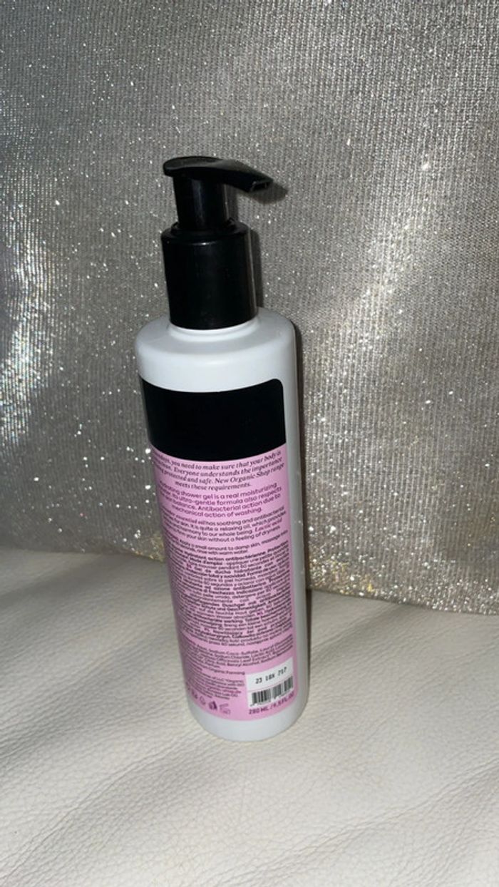 Gel douche hydratant Organic Shop - Action antibactérienne - photo numéro 2