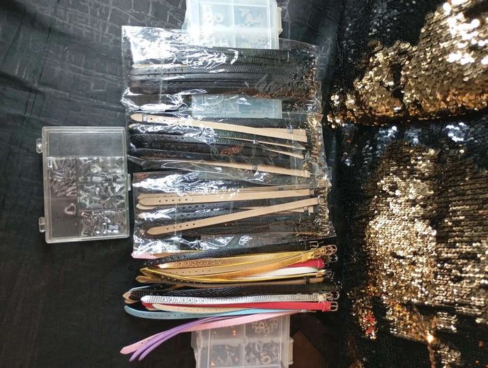 Gros lot création bracelets avec lettres neuf - photo numéro 4