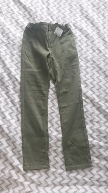 Jean slim kaki kiabi 8 ans